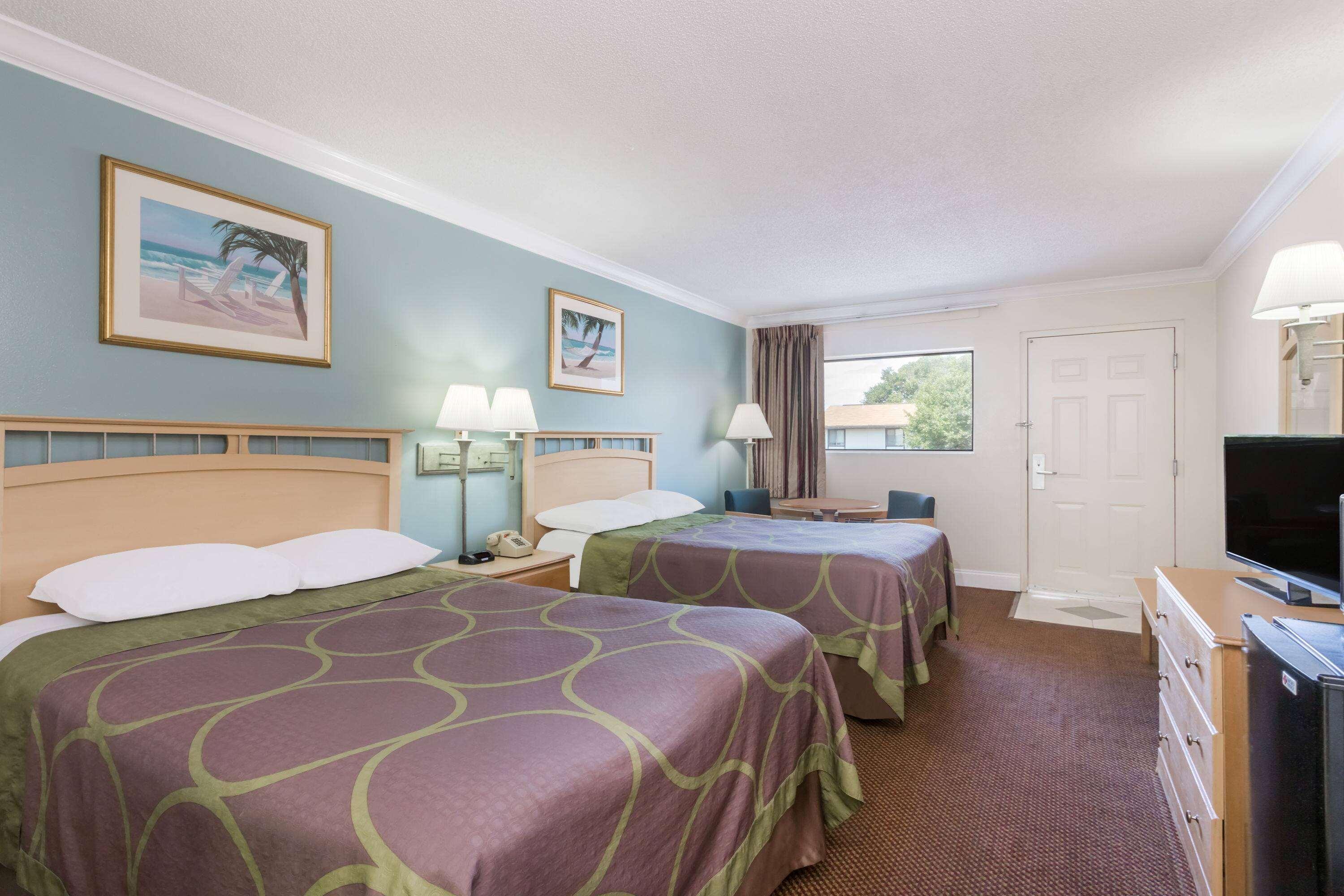 Super 8 By Wyndham Asheville Airport Fletcher Exterior photo